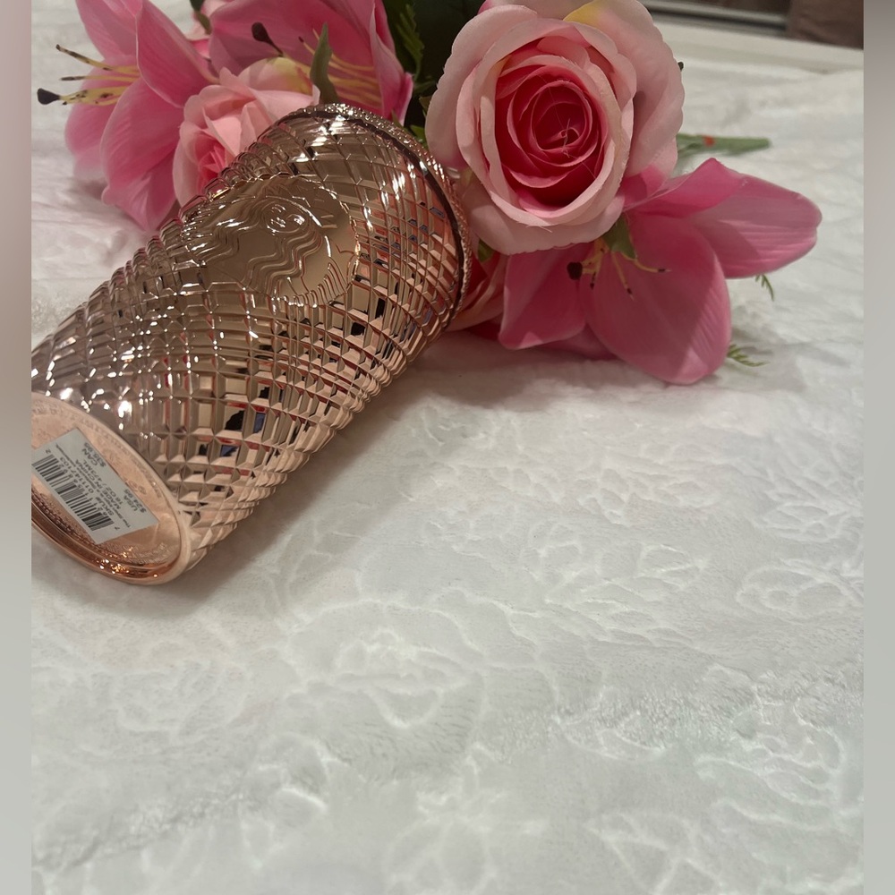 Starbucks 2023 Winter Holiday Jeweled Tumbler Cold Cup - Rose Gold 16 Fl oz - Picture 3 of 5